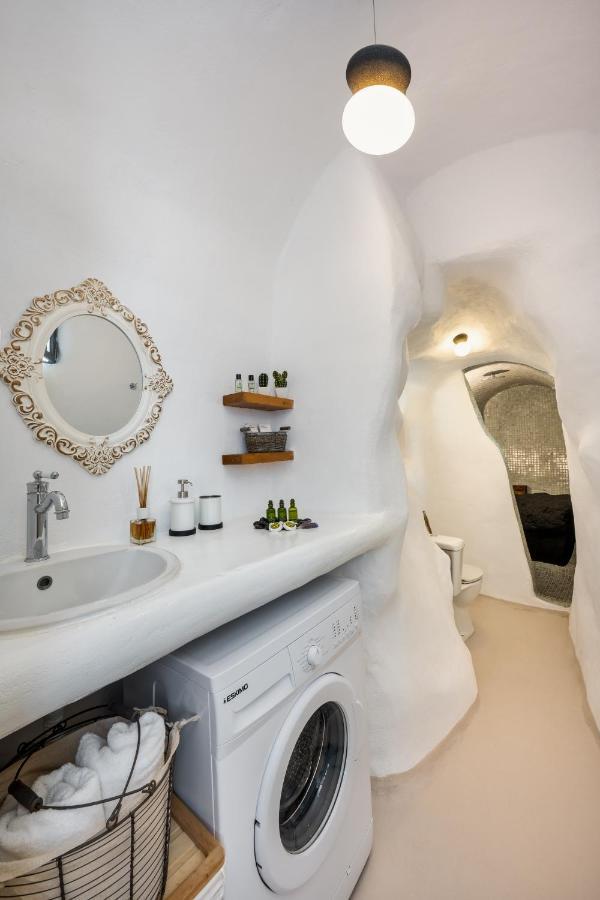 Mystagoge Retreat With Subterranean Pool/Jacuzzi Villa Vothon Exterior photo